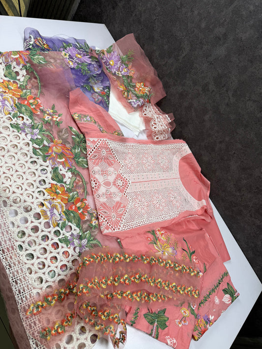 Mushq Esmel Luxury Lawn