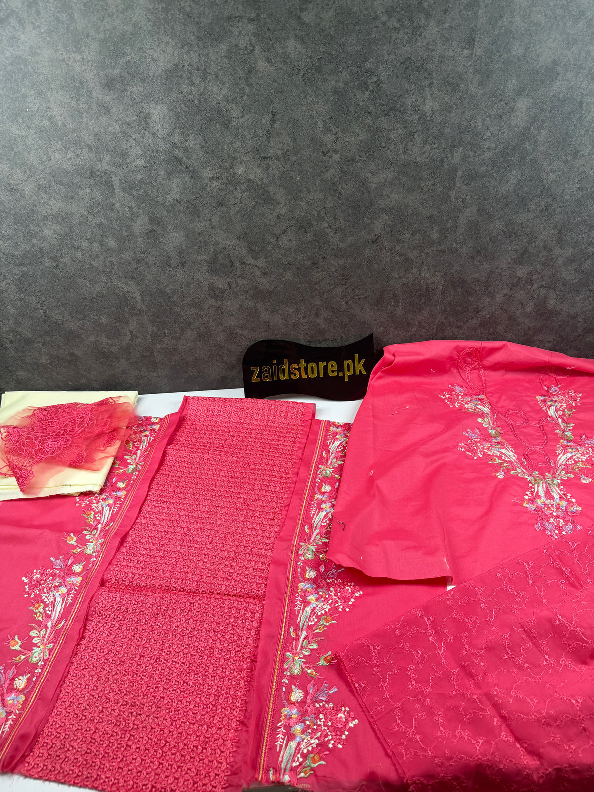 Mushq Lawn 2pc (Leftover)
