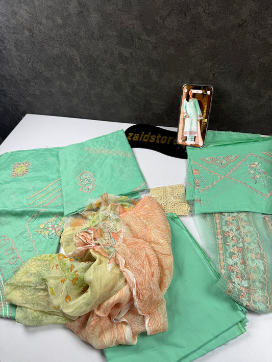 Mushq Roheenaz Lawn (B-dupatta)