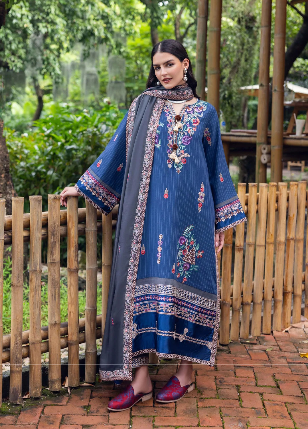 Mushq Hemline Karandi (3pc)