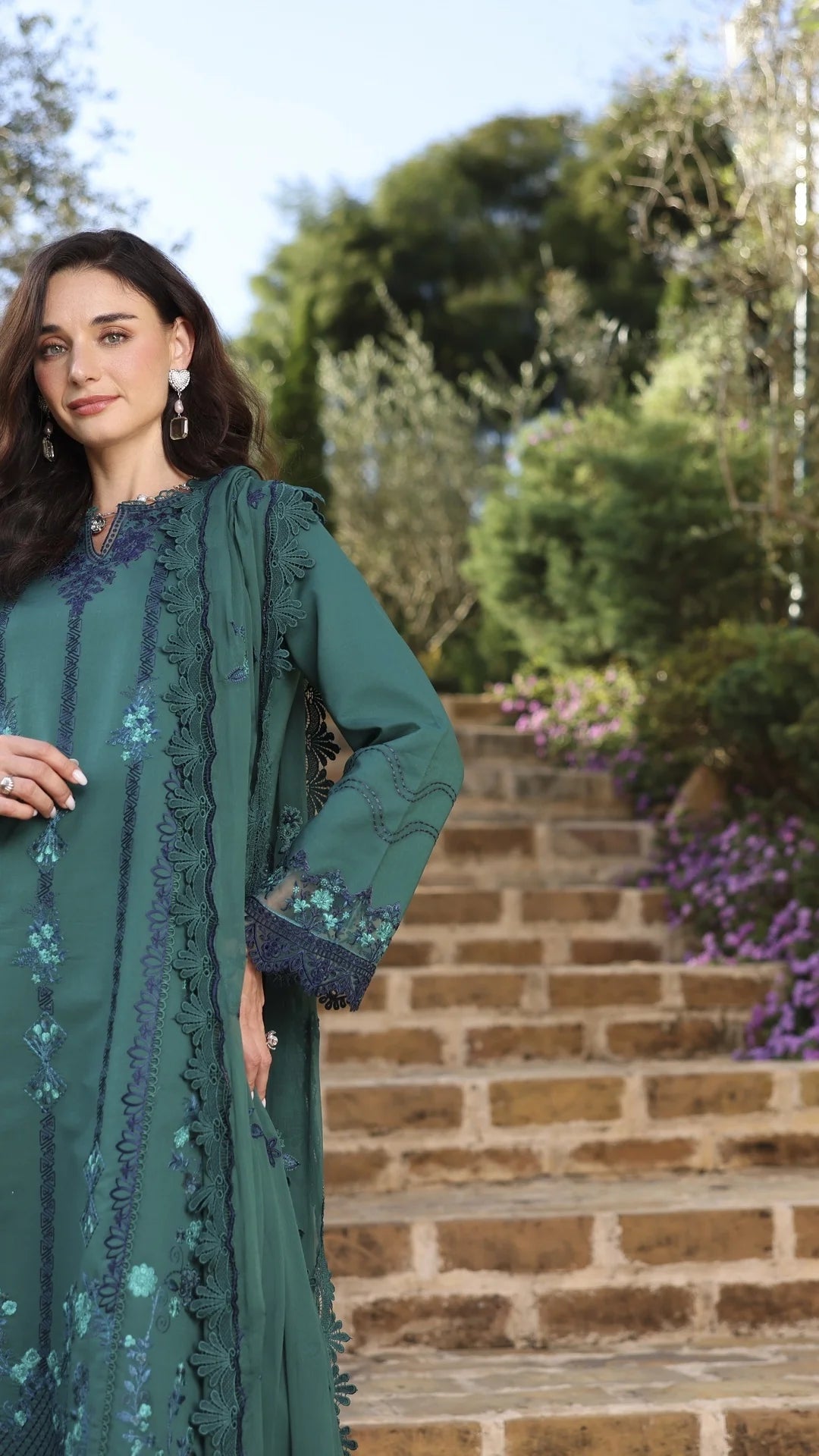 Rangrasiya Ayleen Lawn (3pc) Fresh
