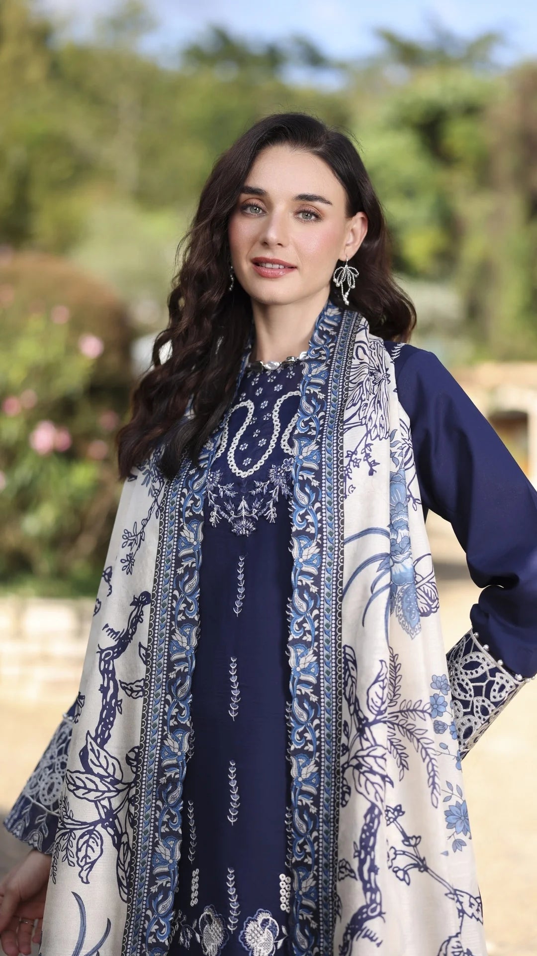 Rangrasiya Ayleen Lawn (3pc) Fresh