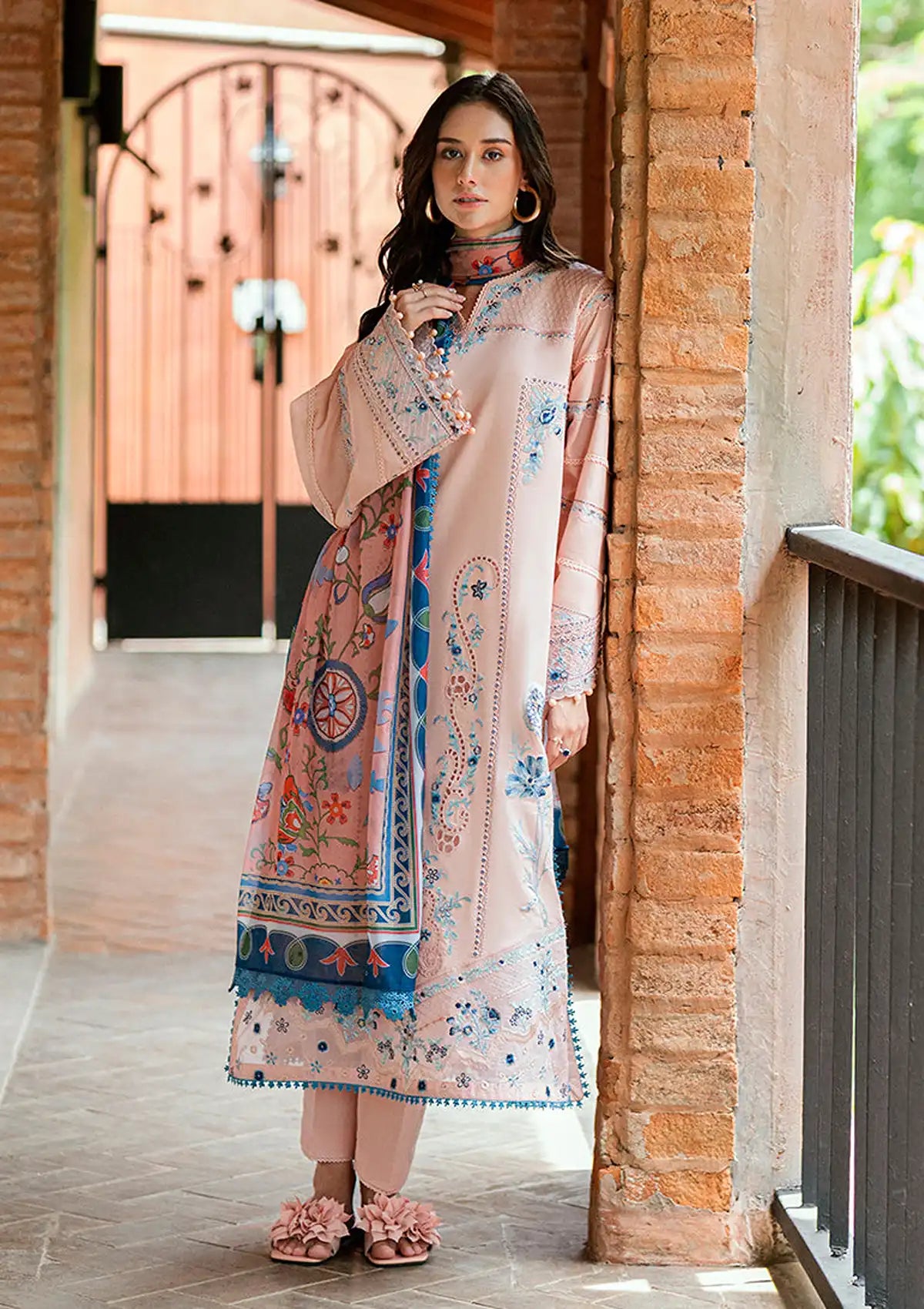 Mushq Roheenaz Lawn (2pc)